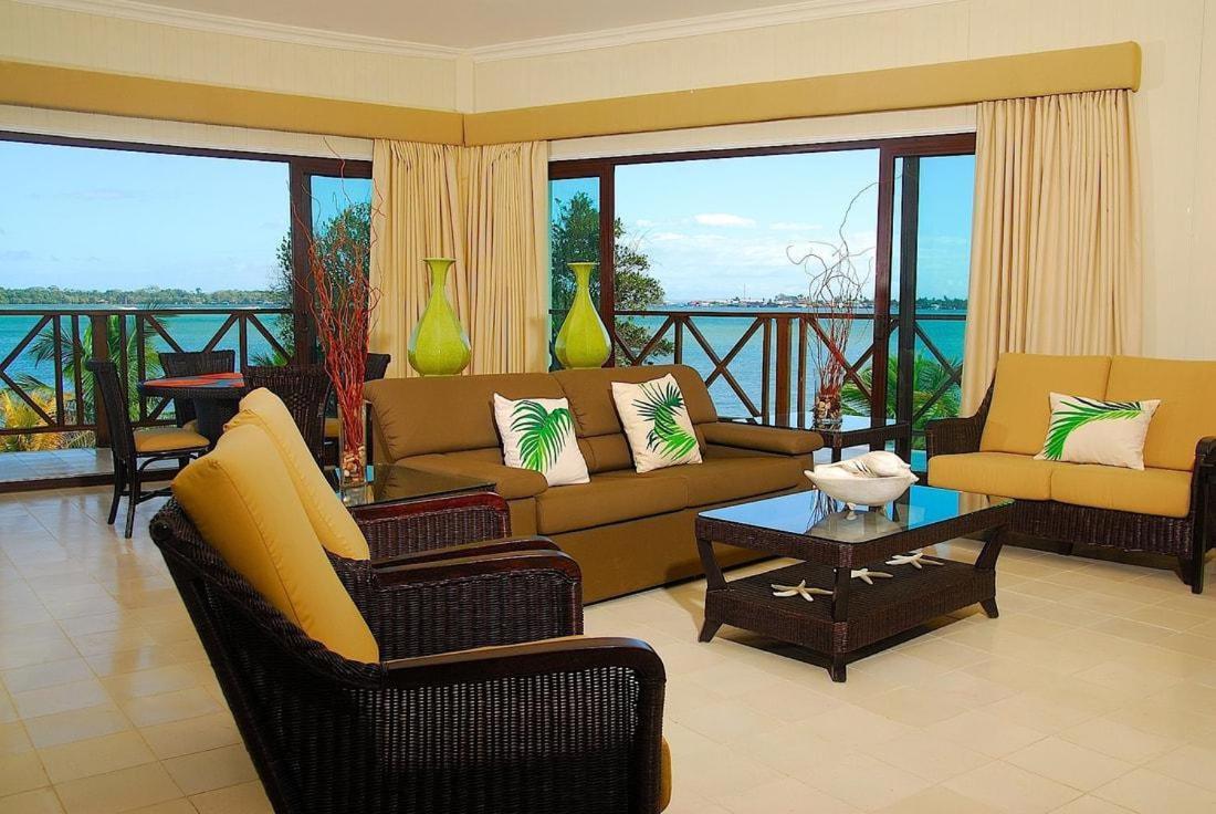 Playa Tortuga Hotel And Beach Resort Бокас-дель-Торо Экстерьер фото